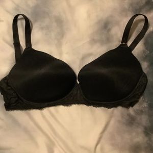 NWOT Body by Victoria Victoria Secret Nursing Bra Wireless 38DDD
